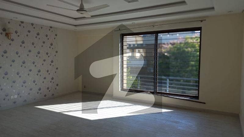 ای ۔ 11 اسلام آباد میں 5 کمروں کا 14 مرلہ مکان 12.8 کروڑ میں برائے فروخت۔ ای ۔ 11 اسلام آباد میں 5 کمروں کا 14 مرلہ مکان 12.8 کروڑ میں برائے فروخت۔