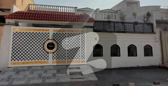 لالازار 2 راولپنڈی میں 2 کمروں کا 7 مرلہ مکان 1.4 کروڑ میں برائے فروخت۔ لالازار 2 راولپنڈی میں 2 کمروں کا 7 مرلہ مکان 1.4 کروڑ میں برائے فروخت۔