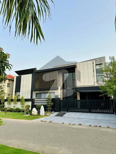 Top-Class 1 Kanal Fully Furnished 6 Bed Luxury Home With Cinema For Sale In DHA Phase 5 E