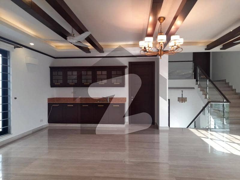 Prime Location Livable House Is For SALE Prime Location Livable House Is For SALE