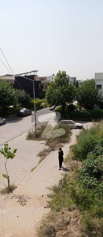 آئی ۔ 16 اسلام آباد میں 8 مرلہ رہائشی پلاٹ 90.0 لاکھ میں برائے فروخت۔