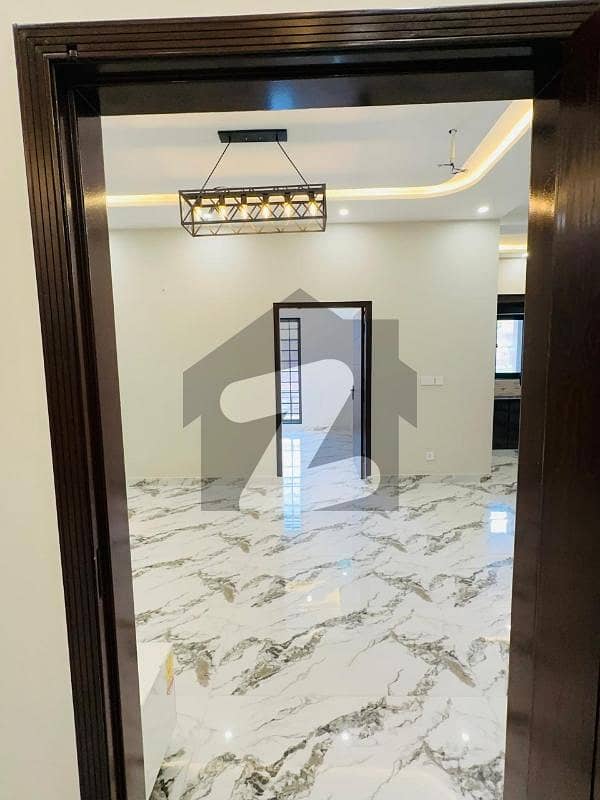 جوبلی ٹاؤن لاہور میں 4 کمروں کا 3 مرلہ مکان 60.0 ہزار میں کرایہ پر دستیاب ہے۔ جوبلی ٹاؤن لاہور میں 4 کمروں کا 3 مرلہ مکان 60.0 ہزار میں کرایہ پر دستیاب ہے۔