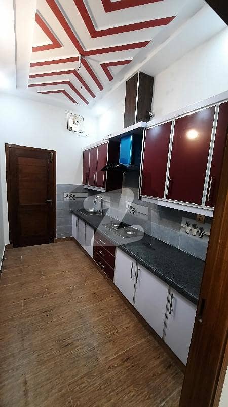 ملٹری اکاؤنٹس ہاؤسنگ سوسائٹی لاہور میں 1 کمرے کا 4 مرلہ زیریں پورشن 35.0 ہزار میں کرایہ پر دستیاب ہے۔