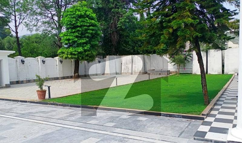 ایف ۔ 7 اسلام آباد میں 6 کمروں کا 2 کنال مکان 74.5 کروڑ میں برائے فروخت۔