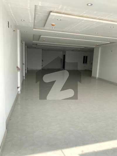 ڈی ایچ اے فیز 8 - کمرشل براڈوے ڈی ایچ اے فیز 8,ڈیفنس (ڈی ایچ اے),لاہور میں 8 مرلہ دفتر 2.0 لاکھ میں کرایہ پر دستیاب ہے۔ ڈی ایچ اے فیز 8 - کمرشل براڈوے ڈی ایچ اے فیز 8,ڈیفنس (ڈی ایچ اے),لاہور میں 8 مرلہ دفتر 2.0 لاکھ میں کرایہ پر دستیاب ہے۔