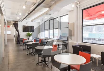 ایم ایم عالم روڈ گلبرگ,لاہور میں 7 مرلہ دکان 8.0 لاکھ میں کرایہ پر دستیاب ہے۔