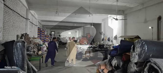 سگیاں والا بائی پاس روڈ لاہور میں 1 کنال گودام 1.75 لاکھ میں کرایہ پر دستیاب ہے۔