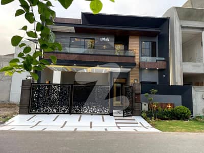 بحریہ ٹاؤن گلمہر بلاک بحریہ ٹاؤن سیکٹر سی,بحریہ ٹاؤن,لاہور میں 5 کمروں کا 10 مرلہ مکان 2.93 کروڑ میں برائے فروخت۔ بحریہ ٹاؤن گلمہر بلاک بحریہ ٹاؤن سیکٹر سی,بحریہ ٹاؤن,لاہور میں 5 کمروں کا 10 مرلہ مکان 2.93 کروڑ میں برائے فروخت۔