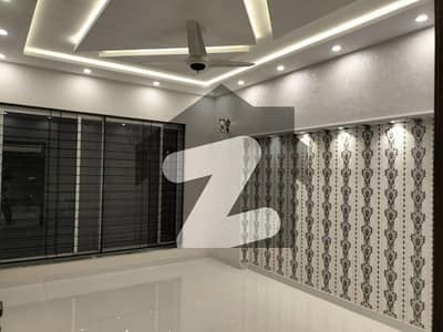 بحریہ ٹاؤن سیکٹر ای بحریہ ٹاؤن,لاہور میں 3 کمروں کا 5 مرلہ مکان 65.0 ہزار میں کرایہ پر دستیاب ہے۔ بحریہ ٹاؤن سیکٹر ای بحریہ ٹاؤن,لاہور میں 3 کمروں کا 5 مرلہ مکان 65.0 ہزار میں کرایہ پر دستیاب ہے۔