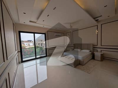 کلفٹن کراچی میں 3 کمروں کا 10 مرلہ فلیٹ 2.0 لاکھ میں کرایہ پر دستیاب ہے۔