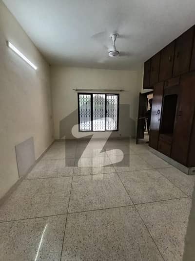 12-Marla 4-Bedroom's Sami Commercial House Available For Rent Near CMH Hospital Lahore Cantt. 12-Marla 4-Bedroom's Sami Commercial House Available For Rent Near CMH Hospital Lahore Cantt.