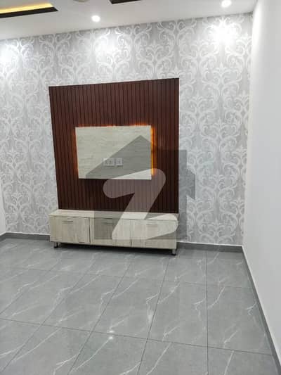 5 Marla Full House For Rent In New Condition. First Time Shifting