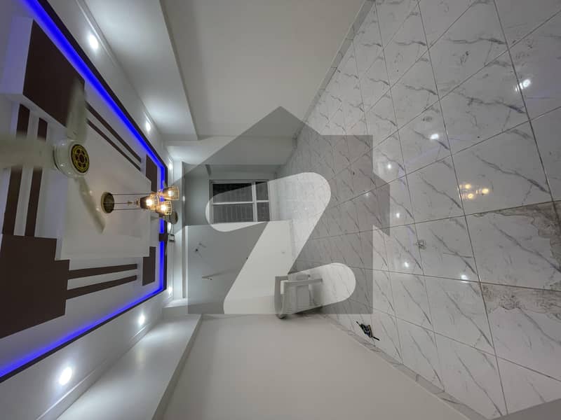 ڈیفینس ویو سوسائٹی کراچی میں 3 کمروں کا 8 مرلہ فلیٹ 1.2 لاکھ میں کرایہ پر دستیاب ہے۔ ڈیفینس ویو سوسائٹی کراچی میں 3 کمروں کا 8 مرلہ فلیٹ 1.2 لاکھ میں کرایہ پر دستیاب ہے۔