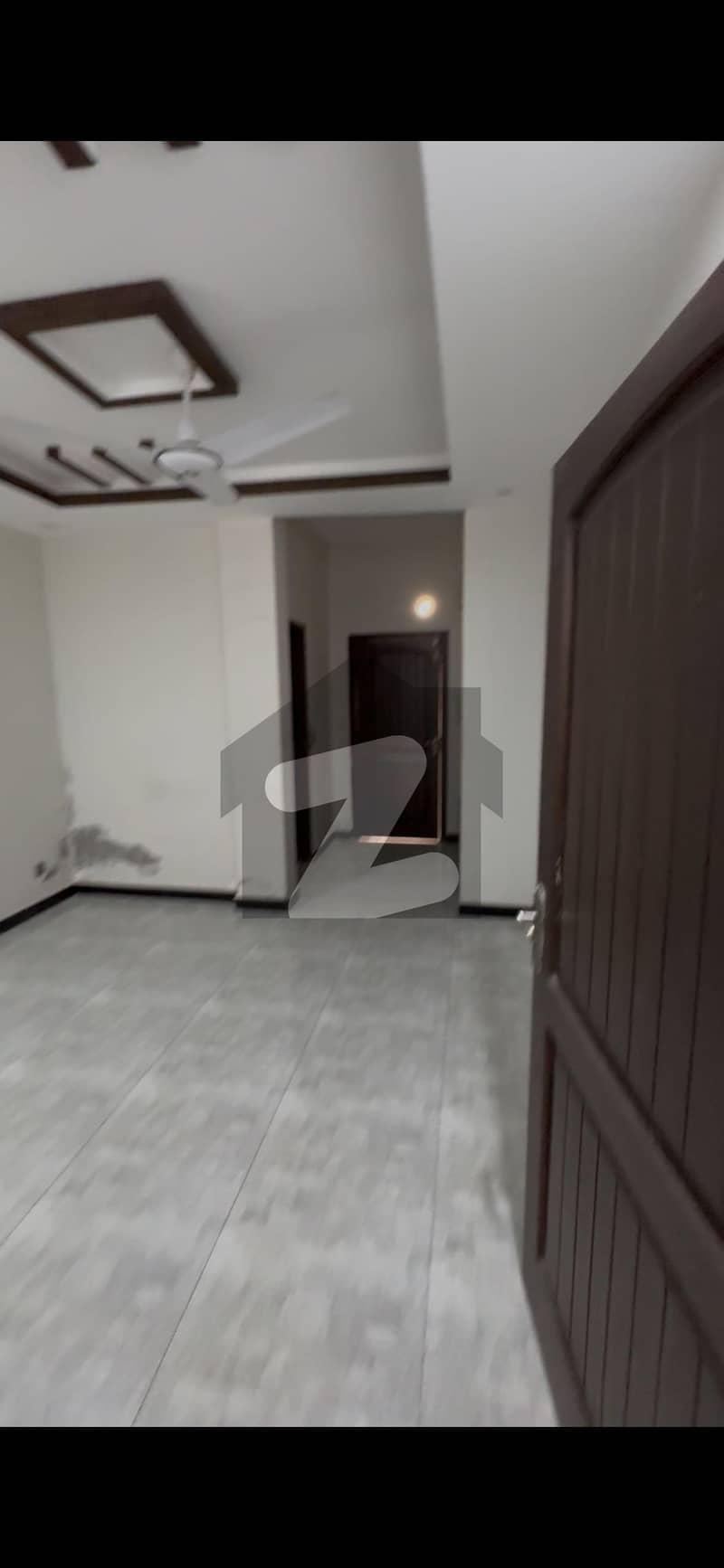 جی ۔ 11/1 جی ۔ 11,اسلام آباد میں 4 کمروں کا 5 مرلہ مکان 5.85 کروڑ میں برائے فروخت۔