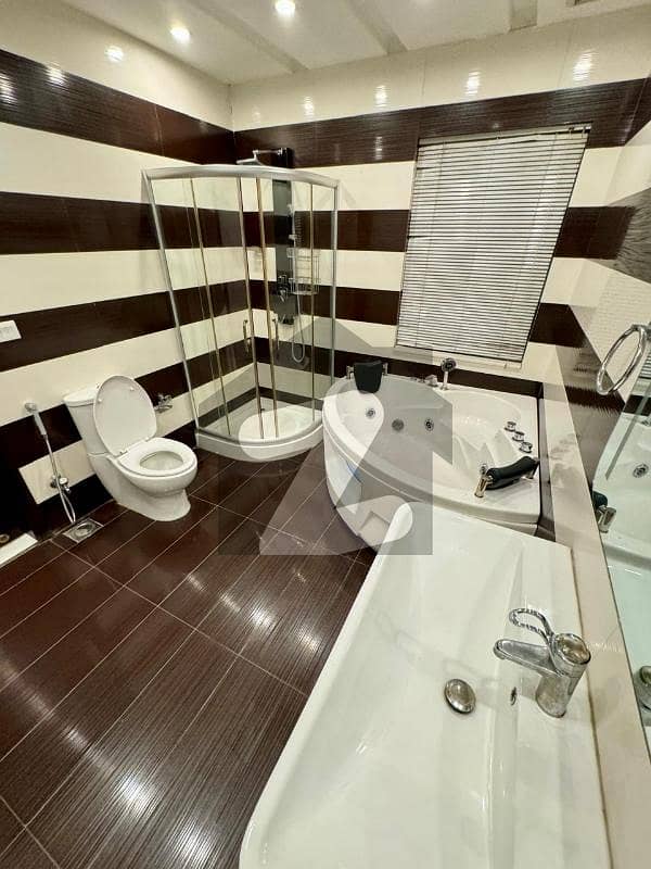 Shadman! 1kanal 7 Bed House For Sale Best Location