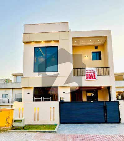 بحریہ ٹاؤن فیز 8 بحریہ ٹاؤن راولپنڈی,راولپنڈی میں 3 کمروں کا 5 مرلہ مکان 2.45 کروڑ میں برائے فروخت۔ بحریہ ٹاؤن فیز 8 بحریہ ٹاؤن راولپنڈی,راولپنڈی میں 3 کمروں کا 5 مرلہ مکان 2.45 کروڑ میں برائے فروخت۔