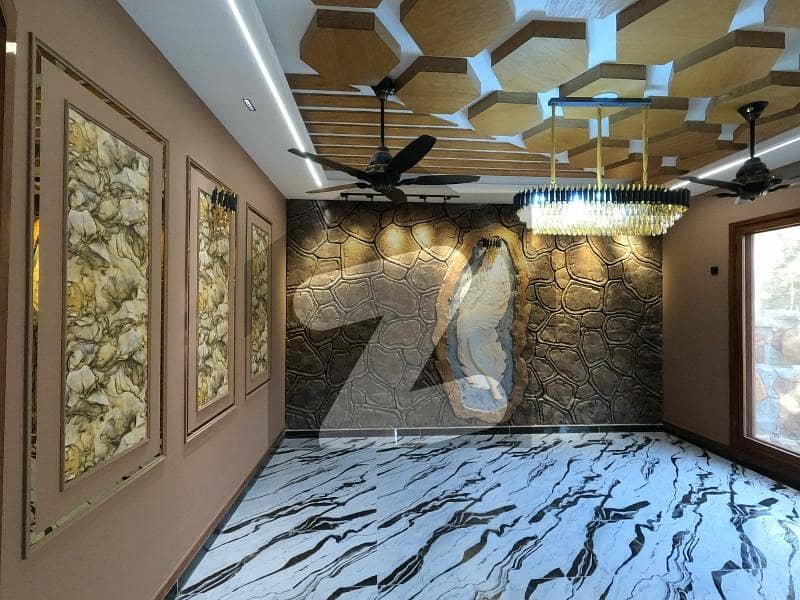 A VERY BEAUTIFUL HOUSE