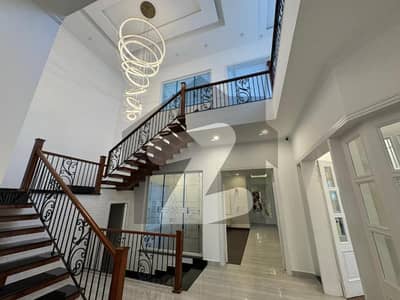 ڈی ایچ اے فیز 7 ڈیفنس (ڈی ایچ اے),لاہور میں 5 کمروں کا 1 کنال مکان 3.5 لاکھ میں کرایہ پر دستیاب ہے۔