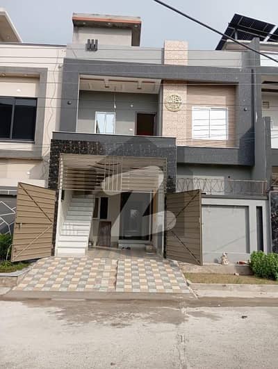 پنجاب گورنمنٹ سرونٹ ہاؤسنگ فاؤنڈیشن فیصل آباد میں 4 کمروں کا 5 مرلہ مکان 1.5 کروڑ میں برائے فروخت۔ پنجاب گورنمنٹ سرونٹ ہاؤسنگ فاؤنڈیشن فیصل آباد میں 4 کمروں کا 5 مرلہ مکان 1.5 کروڑ میں برائے فروخت۔