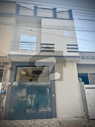 گلبرگ ویلی فیصل آباد میں 3 کمروں کا 2 مرلہ مکان 80.0 لاکھ میں برائے فروخت۔ گلبرگ ویلی فیصل آباد میں 3 کمروں کا 2 مرلہ مکان 80.0 لاکھ میں برائے فروخت۔