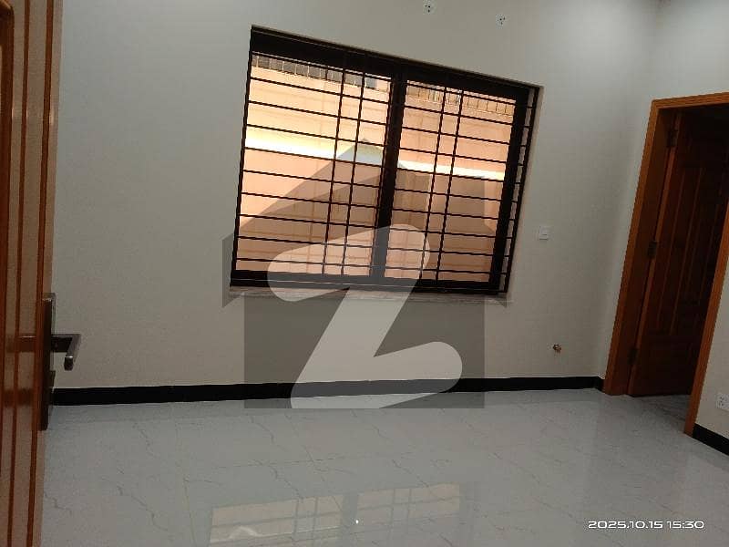 جی ۔ 13 اسلام آباد میں 3 کمروں کا 10 مرلہ زیریں پورشن 95.0 ہزار میں کرایہ پر دستیاب ہے۔