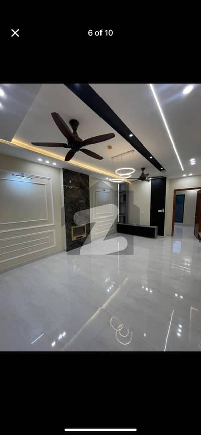 واپڈا ٹاؤن فیز 1 واپڈا ٹاؤن,لاہور میں 3 کمروں کا 5 مرلہ مکان 2.6 کروڑ میں برائے فروخت۔ واپڈا ٹاؤن فیز 1 واپڈا ٹاؤن,لاہور میں 3 کمروں کا 5 مرلہ مکان 2.6 کروڑ میں برائے فروخت۔