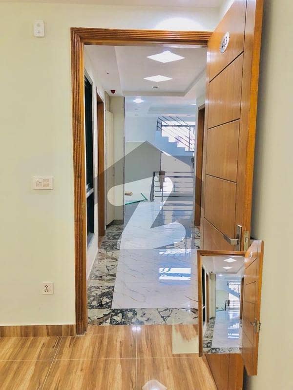 3 Bed Apartment Available For Sale