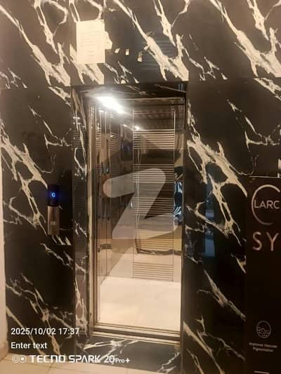 بدر کمرشل ایریا ڈی ایچ اے فیز 5,ڈی ایچ اے ڈیفینس,کراچی میں 4 مرلہ دفتر 80.0 ہزار میں کرایہ پر دستیاب ہے۔