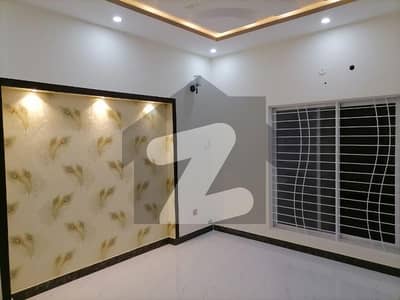 Perfect Prime Location 10 Marla Lower Portion In Jubilee Town For rent