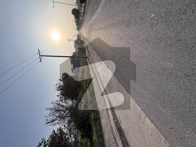ڈی ۔ 17 اسلام آباد میں 5 مرلہ رہائشی پلاٹ 50.0 لاکھ میں برائے فروخت۔