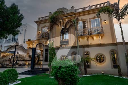 ڈی ایچ اے فیز 6 ڈیفنس (ڈی ایچ اے),لاہور میں 5 کمروں کا 1 کنال مکان 8.89 کروڑ میں برائے فروخت۔