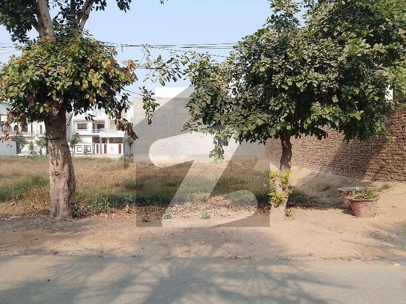 10 Marla Plot In Royal Palm City Sahiwal