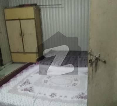 علامہ اقبال ٹاؤن ۔ کامران بلاک علامہ اقبال ٹاؤن,لاہور میں 1 کمرے کا 1 مرلہ کمرہ 7.0 ہزار میں کرایہ پر دستیاب ہے۔