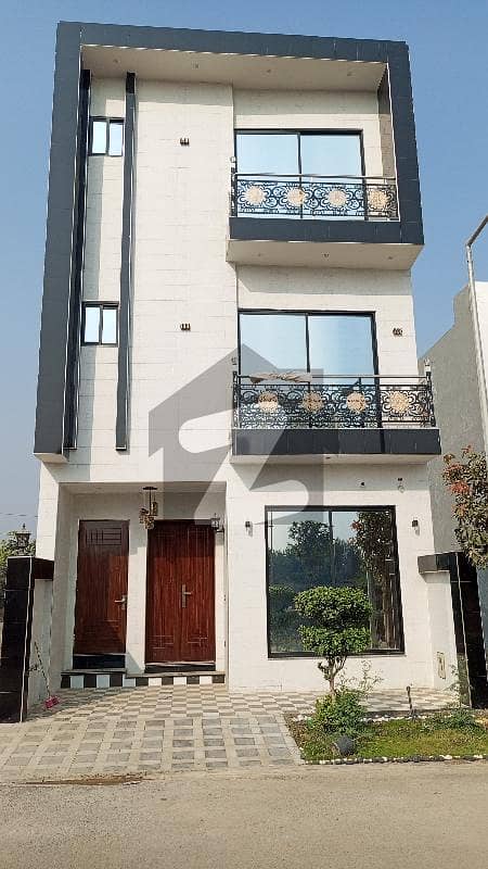 BEAUTIFUL AND NEW HOUSE BEAUTIFUL AND NEW HOUSE