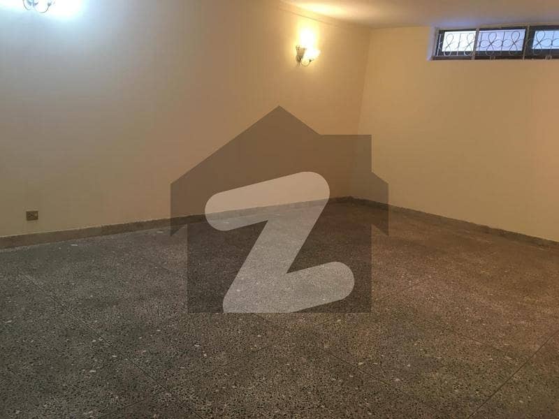 F8 House Available For Rent F8 House Available For Rent