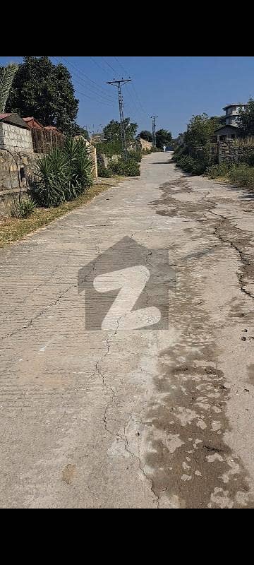 شاہین ٹاؤن اسلام آباد میں 4 کنال رہائشی پلاٹ 2.4 کروڑ میں برائے فروخت۔