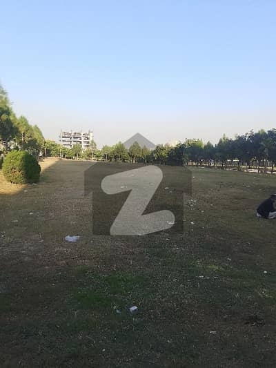 گلبرگ ریزیڈںسیا - اے ایگزیکٹو بلاک گلبرگ ریزیڈنشیا,گلبرگ,اسلام آباد میں 7 مرلہ رہائشی پلاٹ 72.0 لاکھ میں برائے فروخت۔ گلبرگ ریزیڈںسیا - اے ایگزیکٹو بلاک گلبرگ ریزیڈنشیا,گلبرگ,اسلام آباد میں 7 مرلہ رہائشی پلاٹ 72.0 لاکھ میں برائے فروخت۔