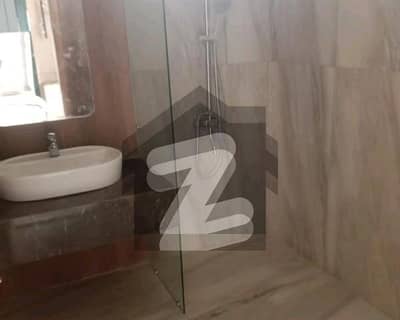 گارڈن ویسٹ کراچی میں 4 کمروں کا 6 مرلہ فلیٹ 70.0 ہزار میں کرایہ پر دستیاب ہے۔