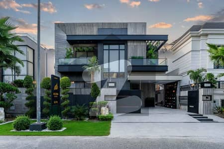 ڈی ایچ اے فیز 6 ڈیفنس (ڈی ایچ اے),لاہور میں 5 کمروں کا 1 کنال مکان 19.4 کروڑ میں برائے فروخت۔