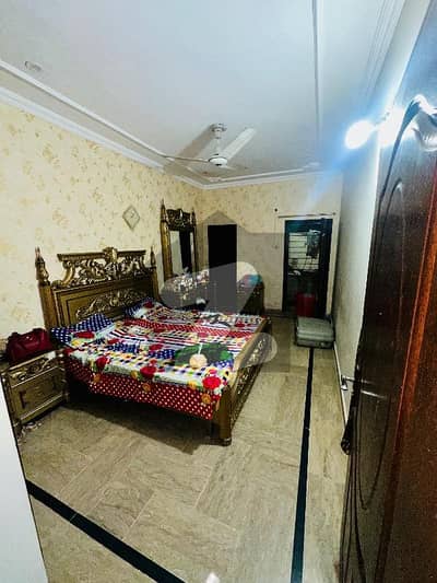 ملٹری اکاؤنٹس ہاؤسنگ سوسائٹی لاہور میں 6 کمروں کا 8 مرلہ مکان 2.5 کروڑ میں برائے فروخت۔