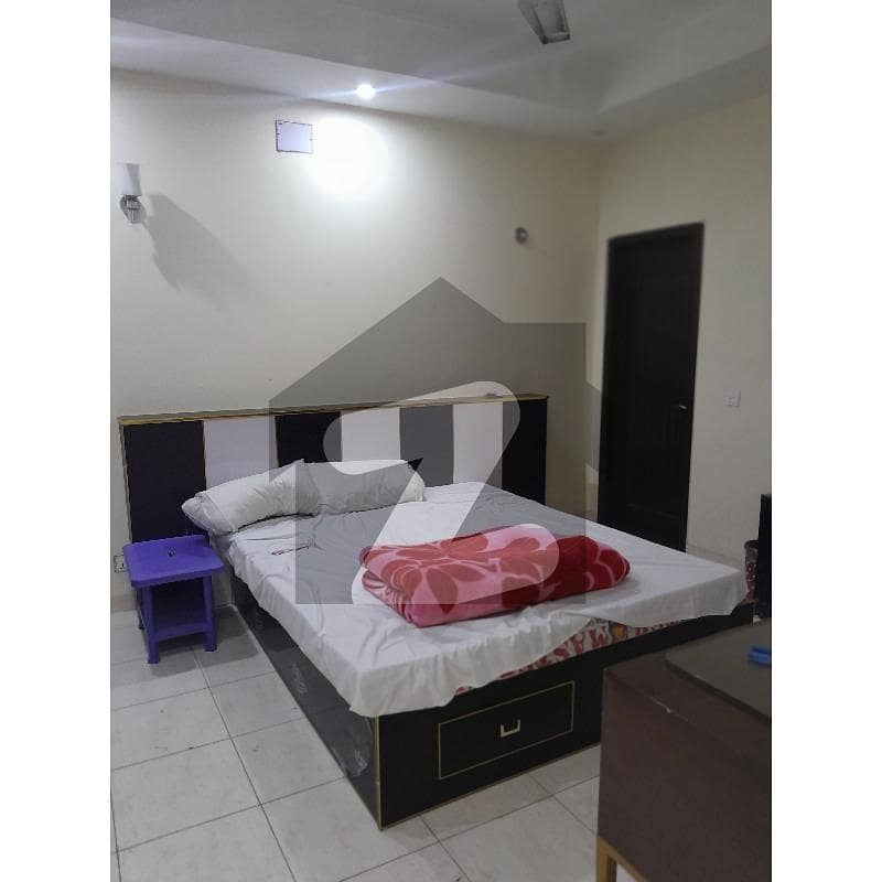 ڈیوائن گارڈنز لاہور میں 1 کمرے کا 5 مرلہ کمرہ 25.0 ہزار میں کرایہ پر دستیاب ہے۔