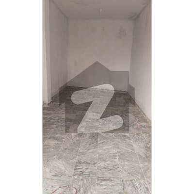 Lower Ground Shop Available For Rent