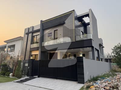 1-Kanal Brand New Modern Design House for Sale In Lake City