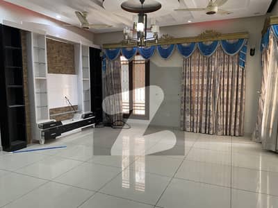 LUXURIOUS VERY WELL MAINTAINED HOUSE FOR RENT IN PRIME LOCATION OF PHASE 8