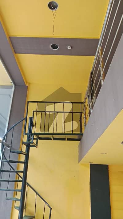 ڈی ایچ اے فیز 7 - سی سی اے 5 ڈی ایچ اے فیز 7,ڈیفنس (ڈی ایچ اے),لاہور میں 4 مرلہ Studio عمارت 3.5 لاکھ میں کرایہ پر دستیاب ہے۔