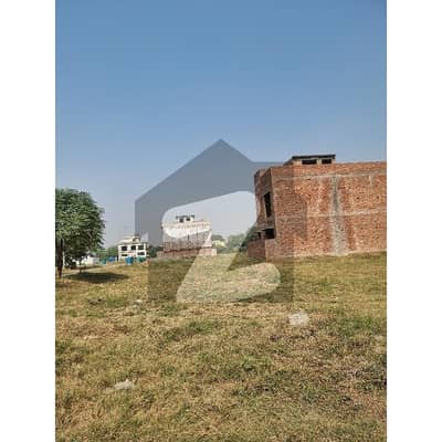 8.5 MARLA PLOT IN DHA 9 TOWN! 8.5 MARLA PLOT IN DHA 9 TOWN!