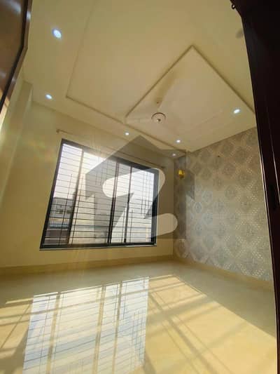 5 Marla Like New Upper Portion In Jinnah Block Bahria Town
