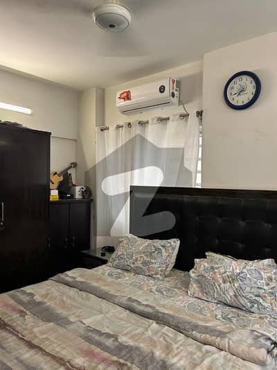 نارتھ ناظم آباد ۔ بلاک ایس نارتھ ناظم آباد,کراچی میں 9 کمروں کا 8 مرلہ مکان 3.5 کروڑ میں برائے فروخت۔