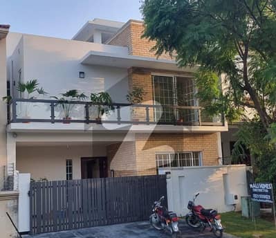 8 Marla House Is Available For Sale In D-12/4