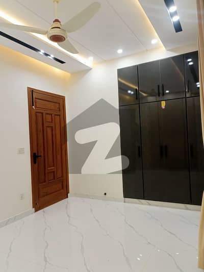 5 Marla Lavish House For Sale In Wapda Town